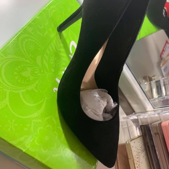 Black heels 👠 - Picture 2 of 2